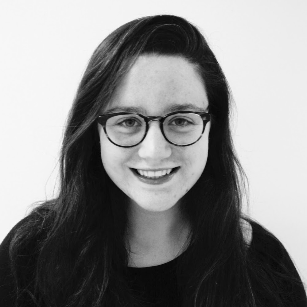 Meet your Posher, Phoebe